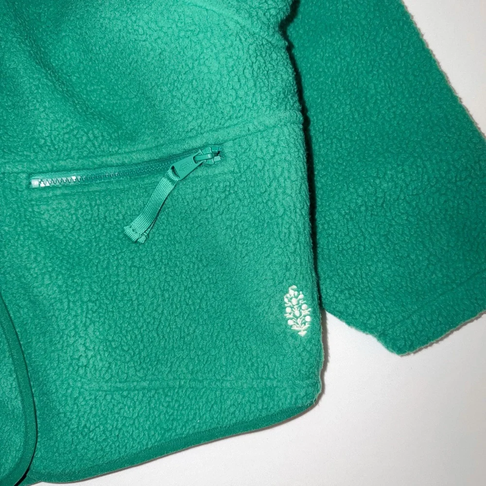 NWOT FP Movement Hit the Slopes Fleece Jacket in Green Glow - Picture 9 of 9